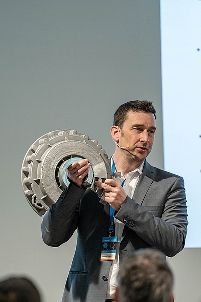 Stephan Ucsnik, Austrian Institute of Technology