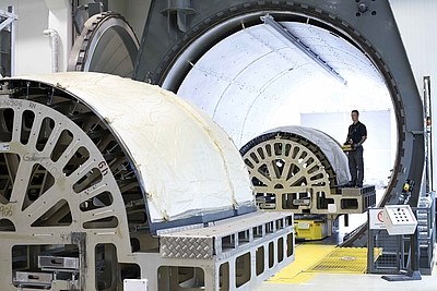 Among other things, FACC produces fairings and components for aircraft engines. © FACC/Bartsch